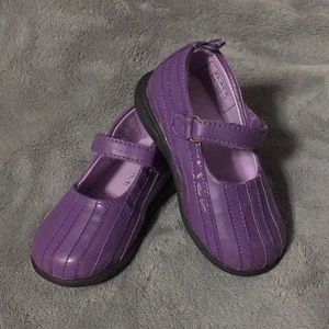 Purple girls shoes